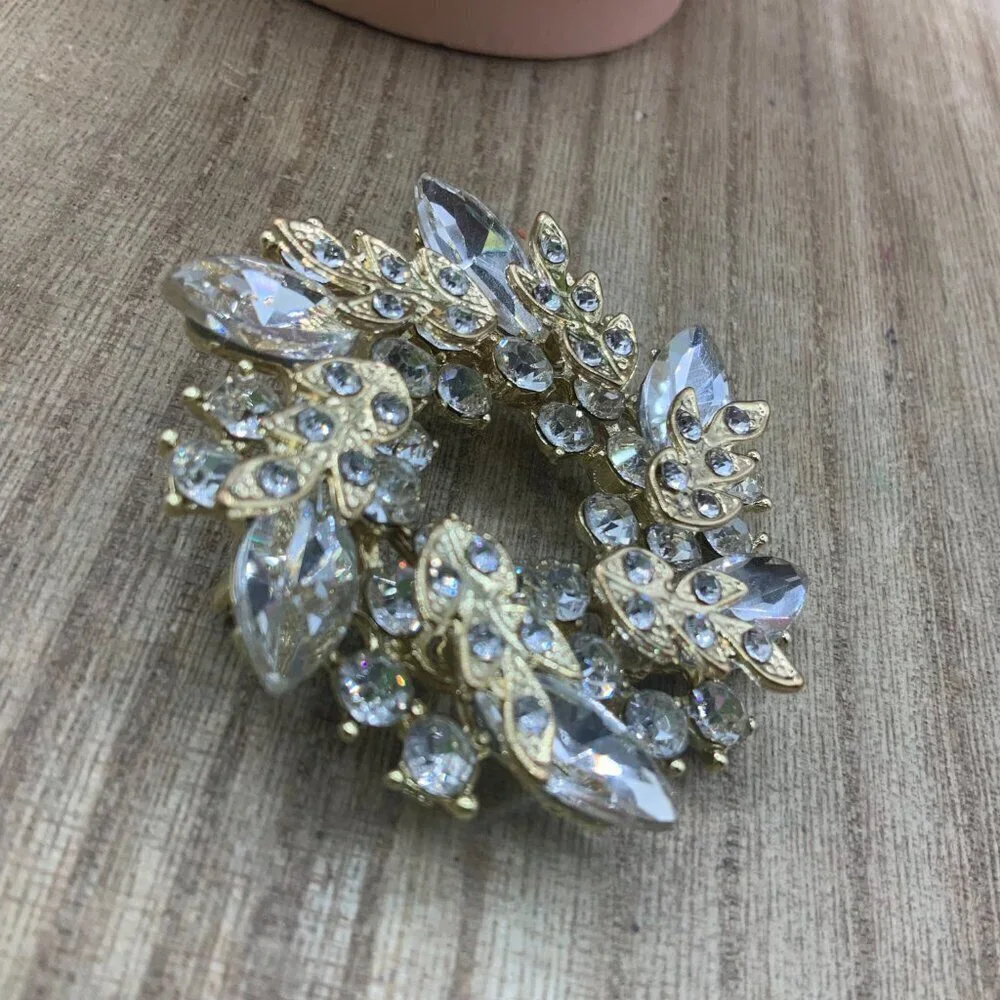 Flower Wreath Jeweled Crystal Vintage Style Gold Tone Brooch
